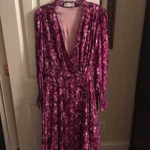 Knee length dress from The Fold in London. Worn once. UK 12 which is a US 8.
